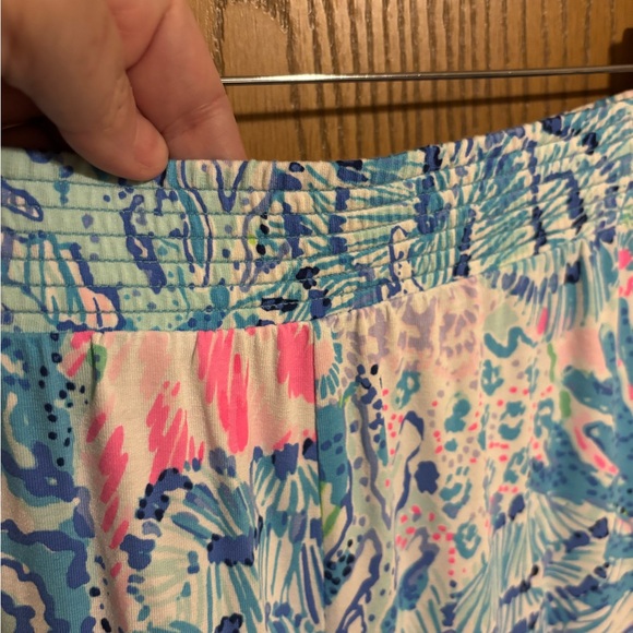 Lilly Pulitzer Wide Leg Smocked Waist Stretch Pants - Picture 5 of 7